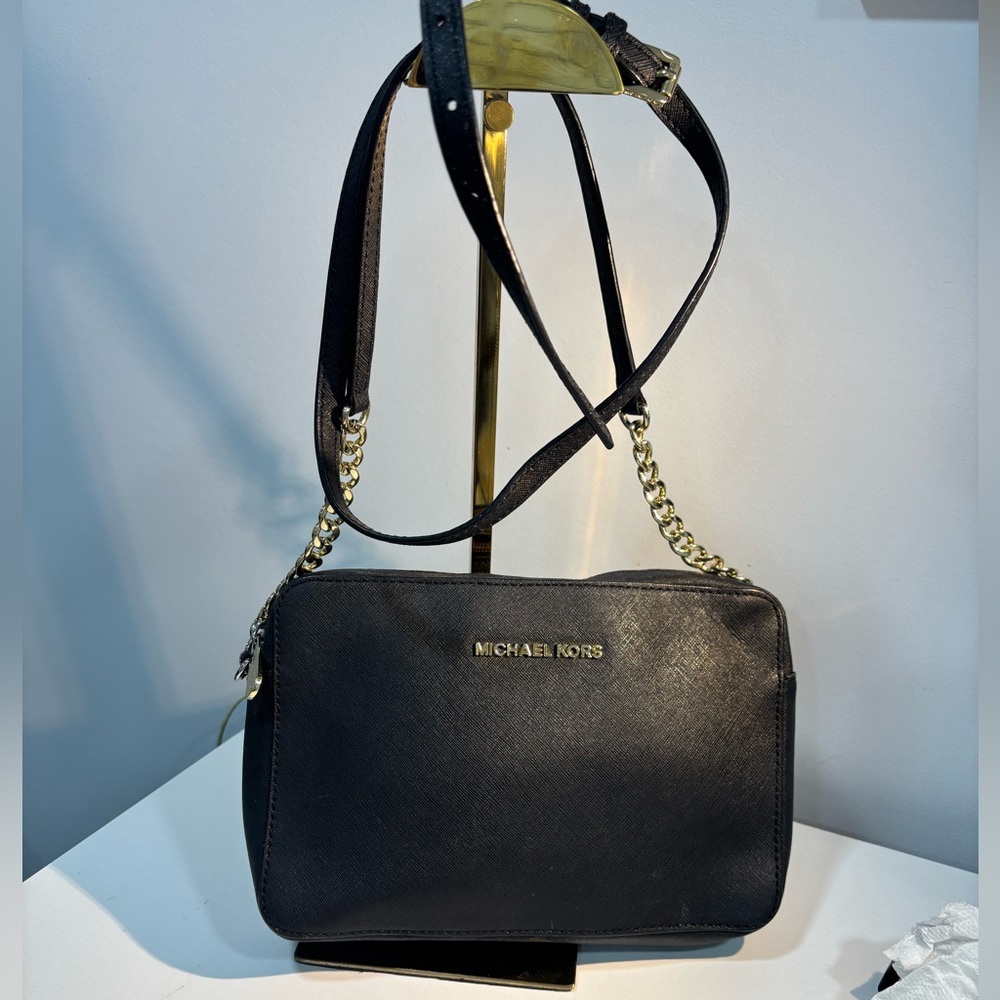 Michael Kors Jet Set Crossbody Bag